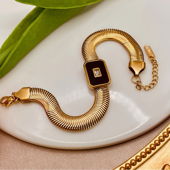 NWT Luzy Jewelry Mega Herringbone Bracelet Black Onyx & CZ 18K Gold - Picture 5 of 10